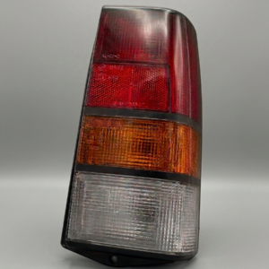 fanale posteriore fiat panda 30 45 4x4 1 serie 141 carello logo fiat DESTRO