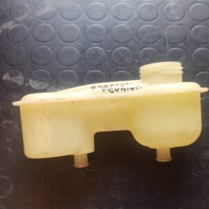Vaschetta serbatoio liquido freni fiat 131-127 1050 abarth = oe 4477201 SENZA TAPPO