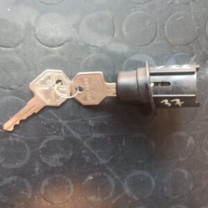Chiusura pulsante portellone posteriore alfa romeo giulietta 2 serie miraglio 37\117